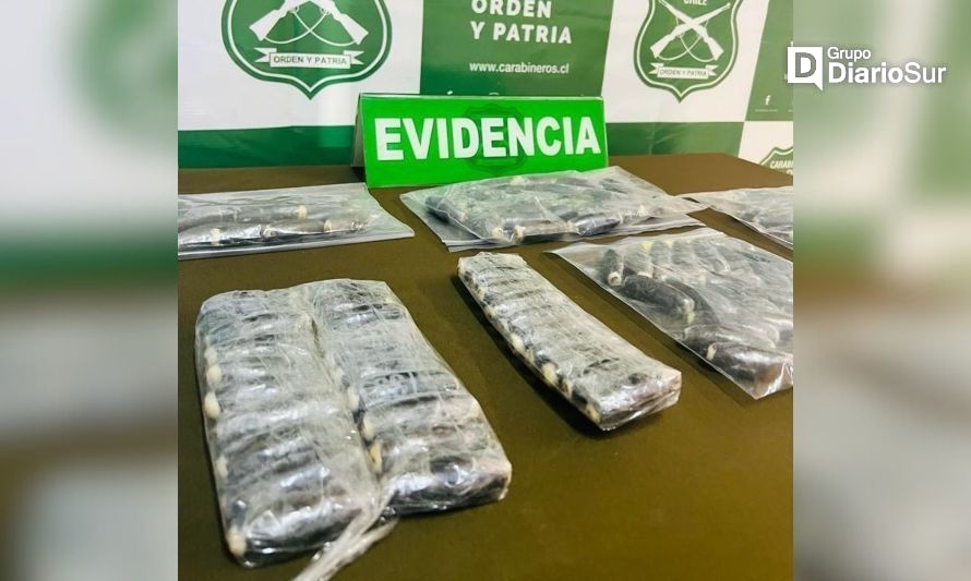 Detenidos dos pasajeros de un bus: transportaban ovoides de pasta base